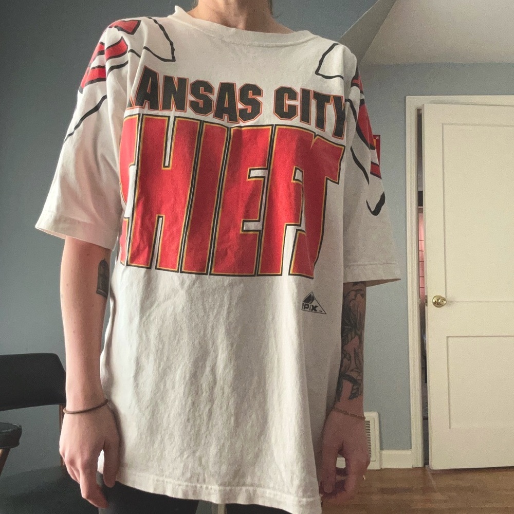 APEX ONE Kansas City Chiefs Vintage 90’s Hockey Style Shirt Apex NFL KC CHIEFS